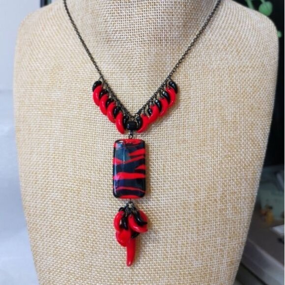 Vintage Czech Glass Bead Necklace red black - Picture 5 of 5